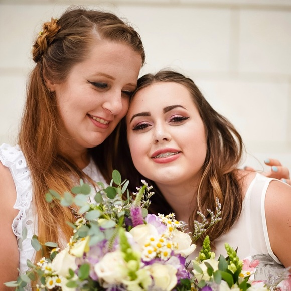 hiii! welcome to my closet! ;) - Picture 2 of 4